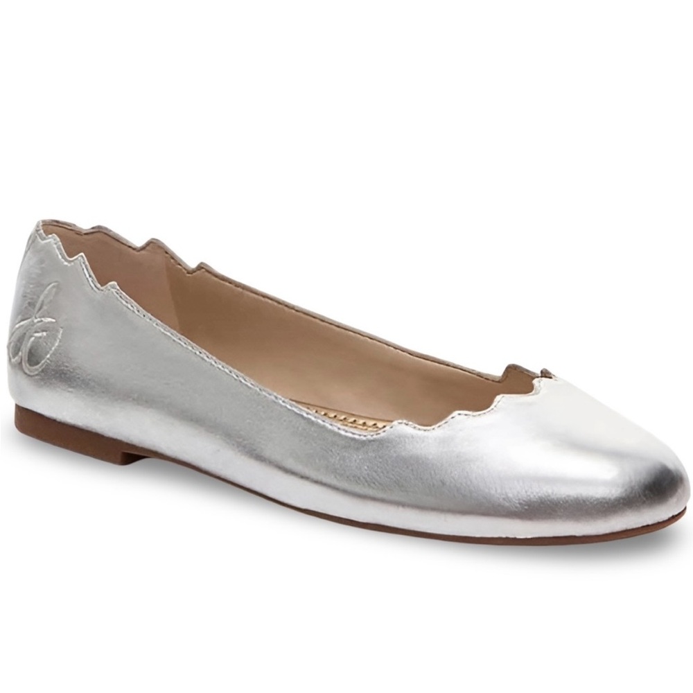 Sam Edelman Silver Faux Leather Finnegan Scalloped Ballet Flat Size 7.5
